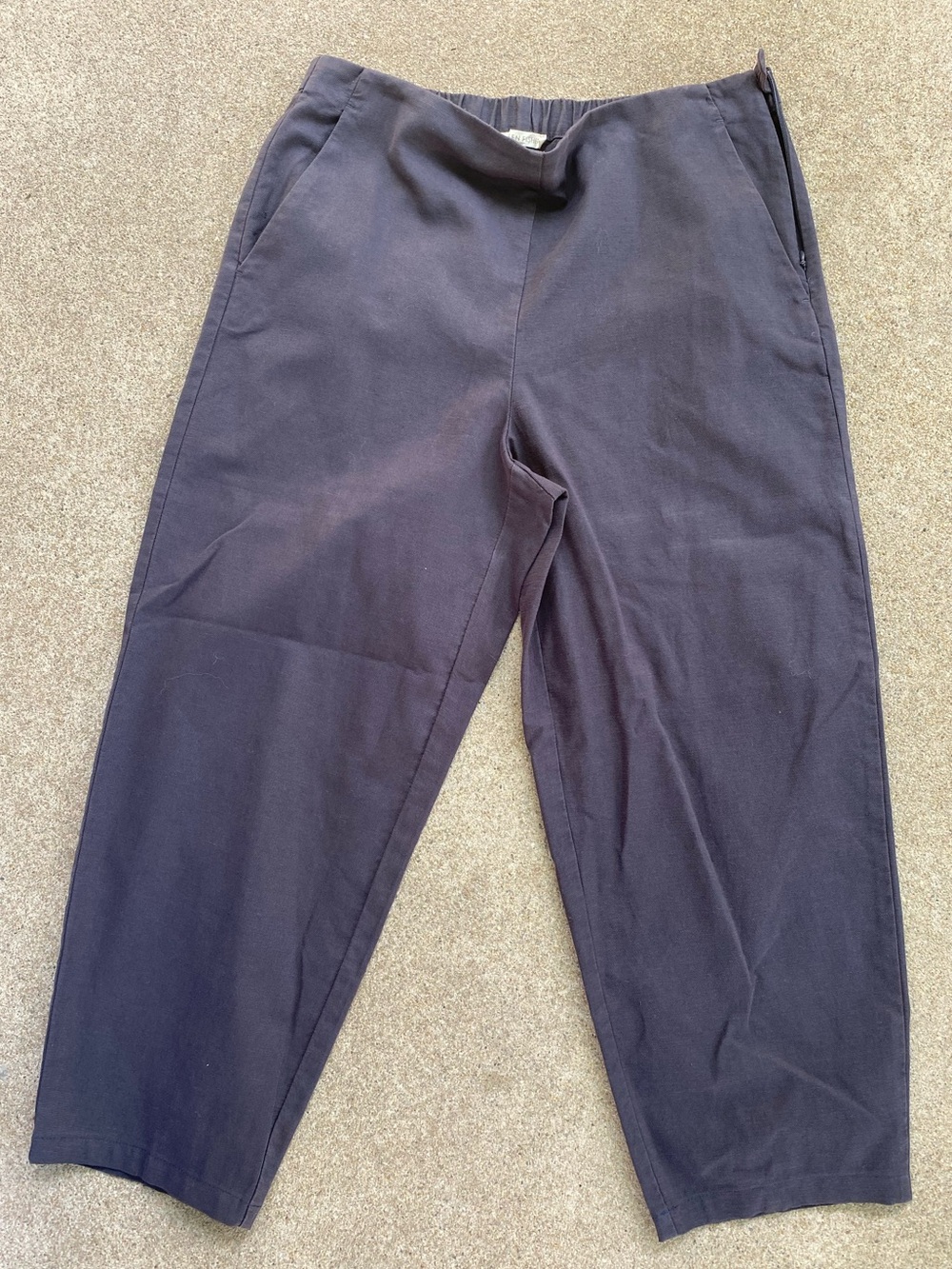 Eileen Fisher Black Cropped Straight-Leg Pants